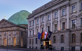 Hotel De Rome